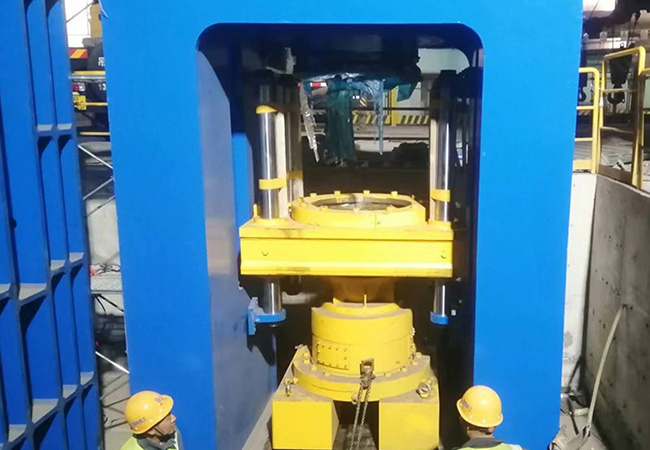 全自動粒子鋼熱壓塊設(shè)備使工業(yè)廢渣、礦業(yè)金屬廢渣資源再利用